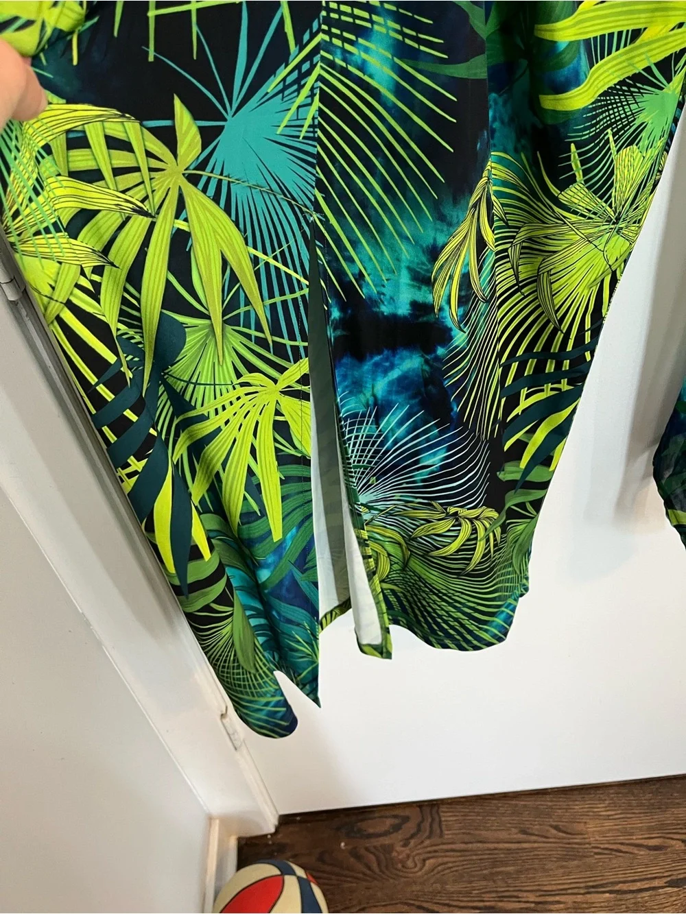 VENUS exaggerated bell sleeve Green Blue Tropical palm Leaf Maxi Dress J.Lo slit - Picture 3 of 7